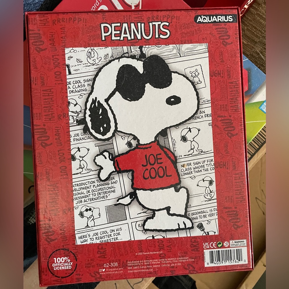 Peanuts Snoopy 'Joe Cool' Puzzle - Red, Black & White